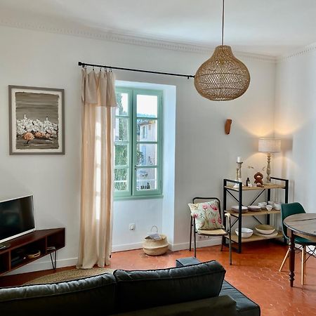 L'Ecrin De Mona Au Coeur De Lourmarin Daire Dış mekan fotoğraf